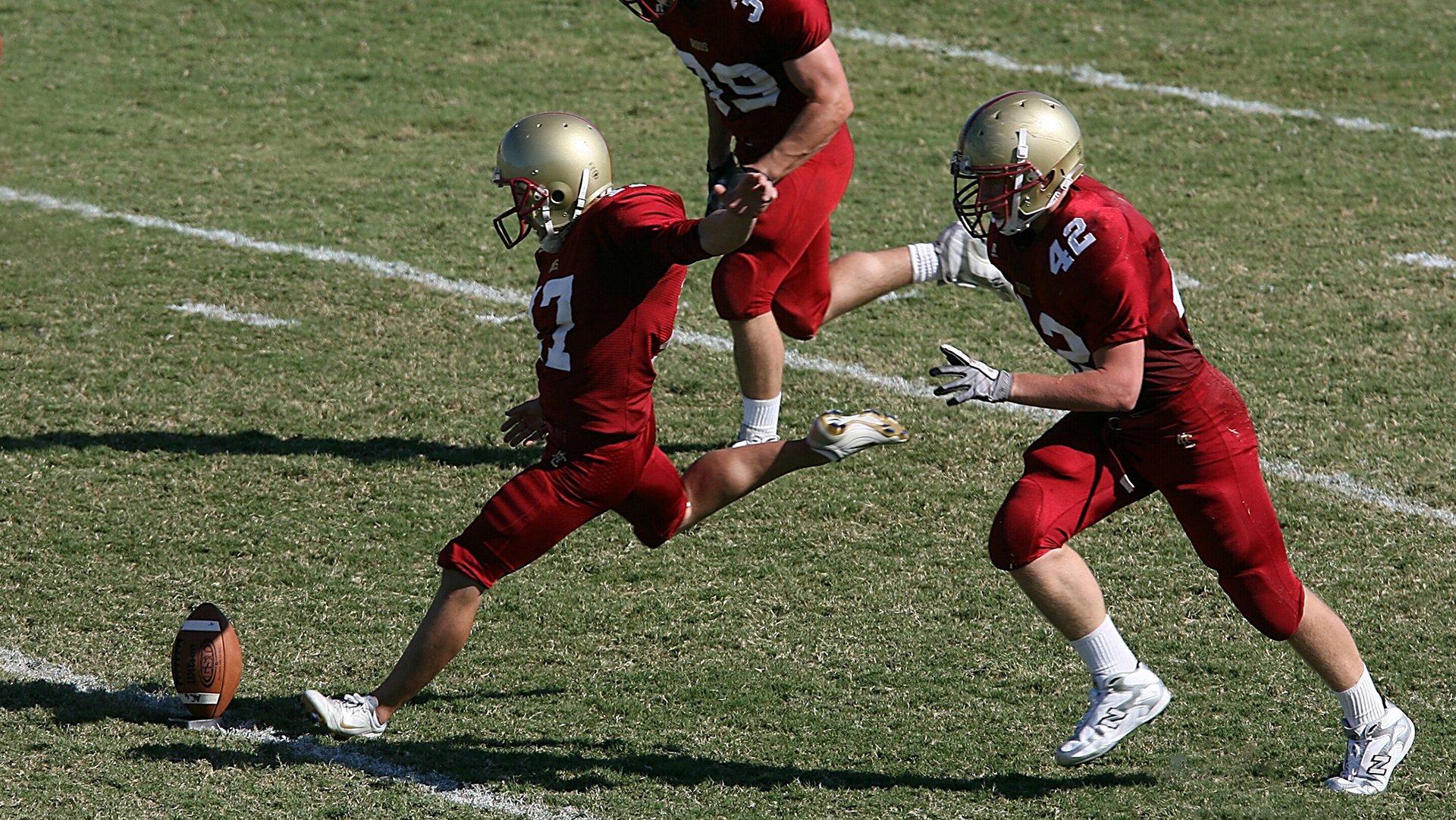 世界田径：肯尼亚跑者持续破纪录，赛场火热！，肯尼亚 田径